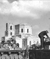 Німецькі танки в Полтаві. Вересень 1942 року.