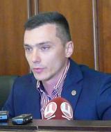 Прокурор Полтавської області  Антон Столітній під час прес-конференції.