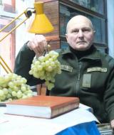 Олександр Юренко вирощує виноград у пам'ять про батька.