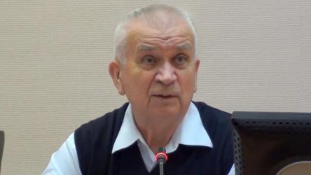 Владимир Зазнобин.