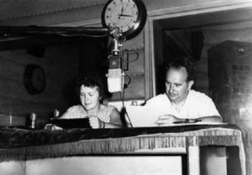 Софья и Глеб Рар на китайской радиостанции «Свободная Россия». Тайбэй, 1959 год.