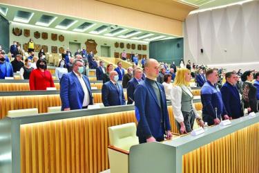 Депутати облради були одностайними в думці щодо непрозорості формування тарифів у таких газорозподільних компаніях, як АТ «Полтавагаз» та АТ «Лубнигаз».
