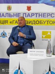 Віктор Дубович. 