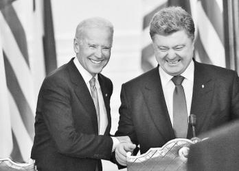 47-й віце-президент США Джо Байден і екс-президент України Петро Порошенко.