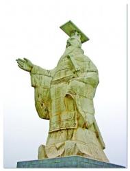 Пам'ятник Цінь Ши Хуан-ді.